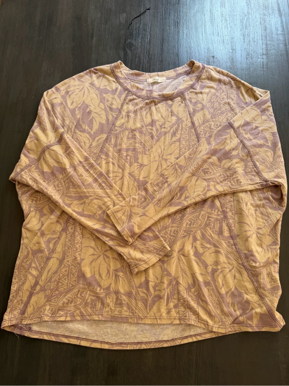 Easel Los Angeles Size Small Floral Boho Long Sleeve Top Relaxed Oversized Fit